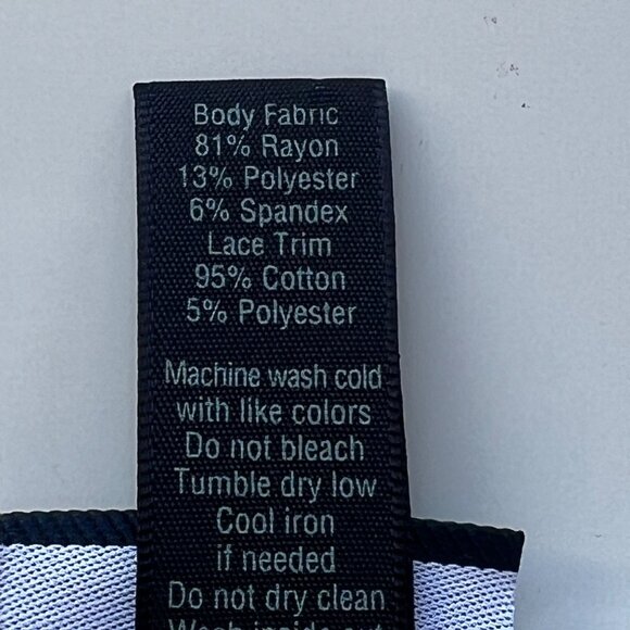 Daytrip Cream Lace Sleeve Ribbed Knit V-Neck Crossover Sweater Womens Size XL - Picture 5 of 5